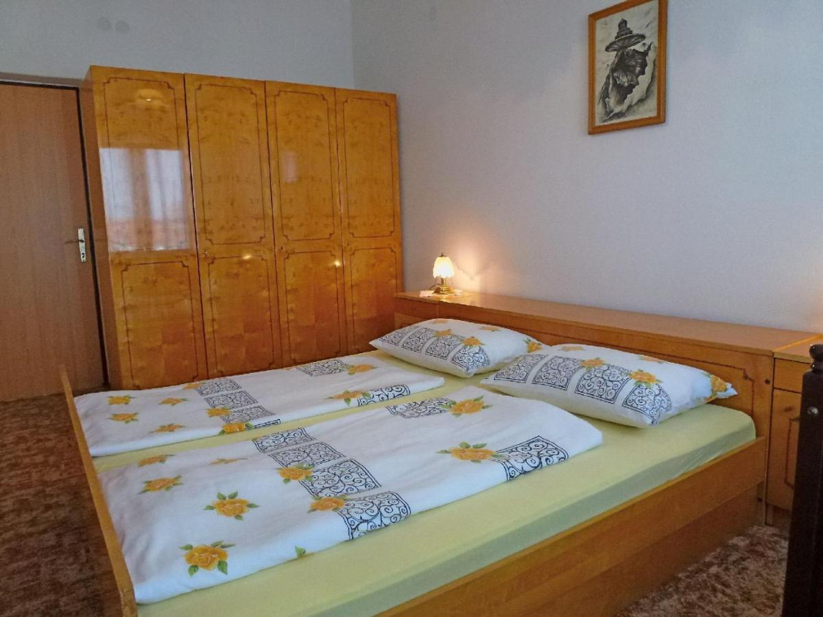 Apartment Milica Нивице Екстериор снимка