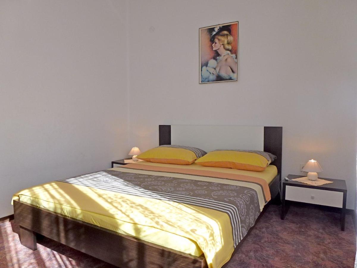 Apartment Milica Нивице Екстериор снимка